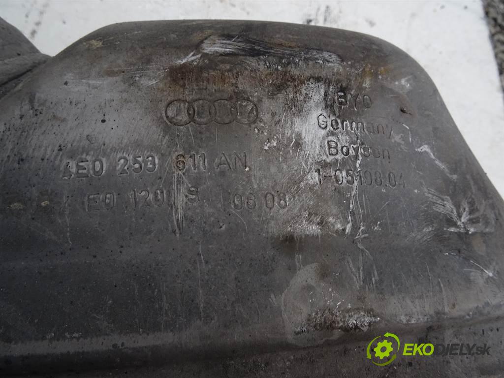 Audi S8 D3    A8 5.2B V10 450KM 06-10  výfuk KOMPLETNÍ: 4E0253411AA 4E0253612AB