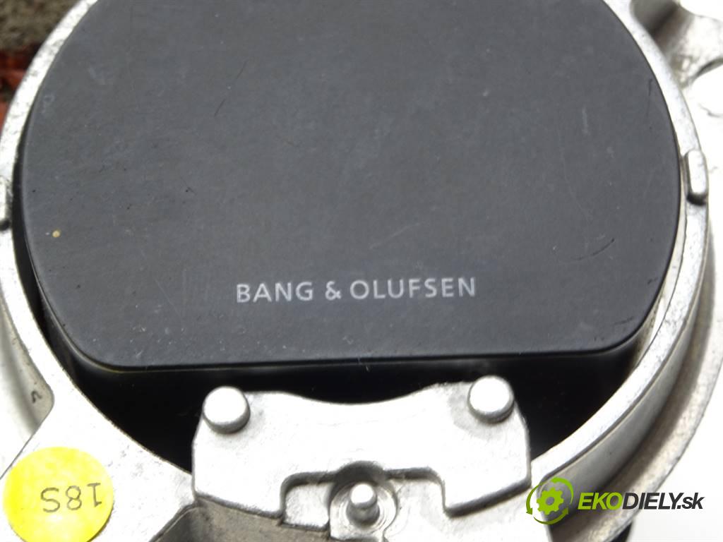 Audi S8 D3    A8 5.2B V10 450KM 06-10  reproduktor desky BANG OLUFSEN 4E0035361