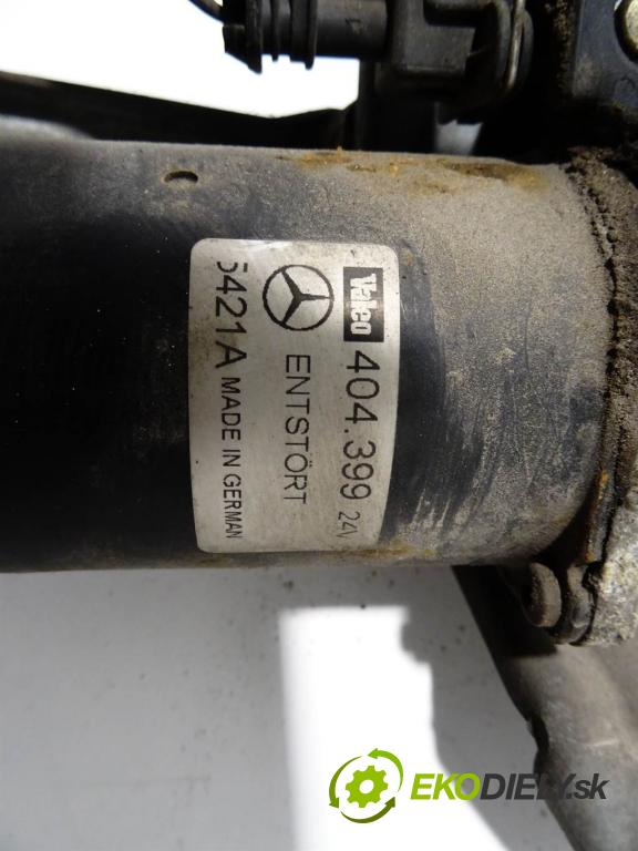 Mercedes-Benz Axor    6x2 2528L 6.4 205kW (280KM) 01-04  Mechanizmus stieračov predný  (Motorčeky stieračov predné)