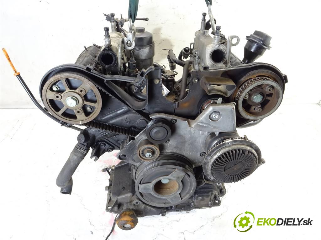 Audi A6 C5  2004 132 kW KOMBI 2.5TDI 180KM 97-04 2500 motor BDH (Motory (kompletní))