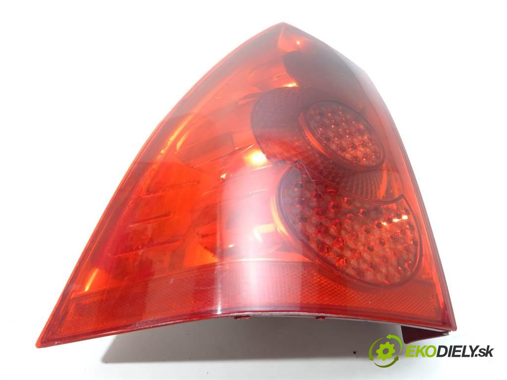 Peugeot 307 SW  2008 66KW LIFT KOMBI 5D 1.6HDI 90KM 01-08 1600 Svetlo zad ľavá strana  (Ostatné)