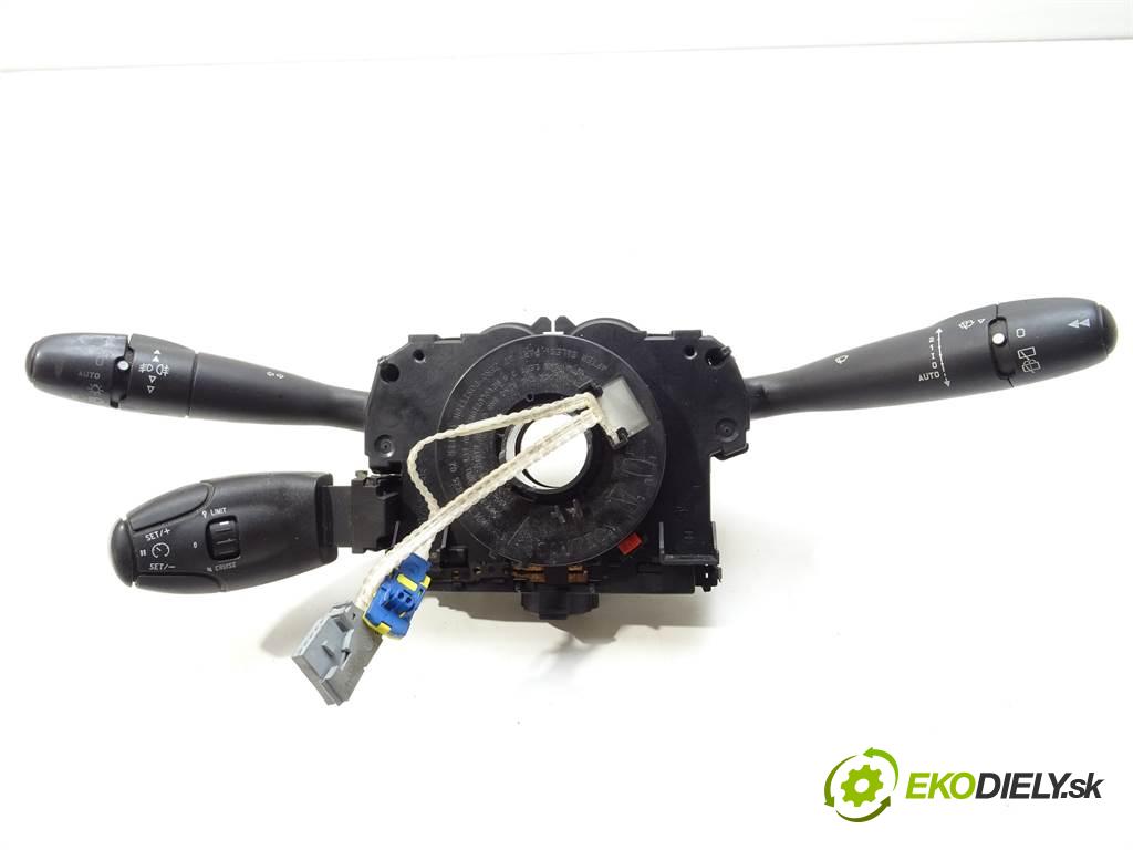 Peugeot 307 SW  2008 66KW LIFT KOMBI 5D 1.6HDI 90KM 01-08 1600 přepínač kombinovaný 96628728XT (Ovládaní topení a přepínače)
