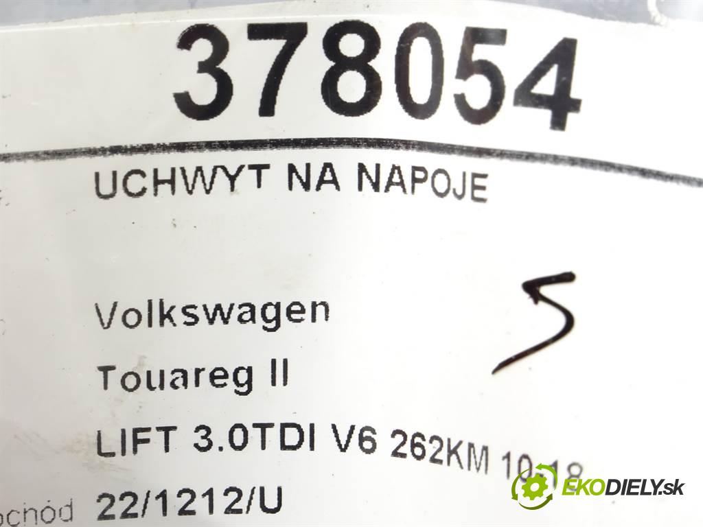 Volkswagen Touareg II  2017 193KW LIFT 3.0TDI V6 262KM 10-18 3000 Držiak na nápoje 7P6858602 (Úchyty, držiaky na nápoje)