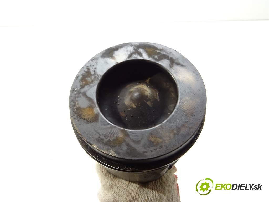 Volkswagen Touareg II    LIFT 3.0TDI V6 262KM 10-18  PIEST: ojnica CVVA (Piesty)