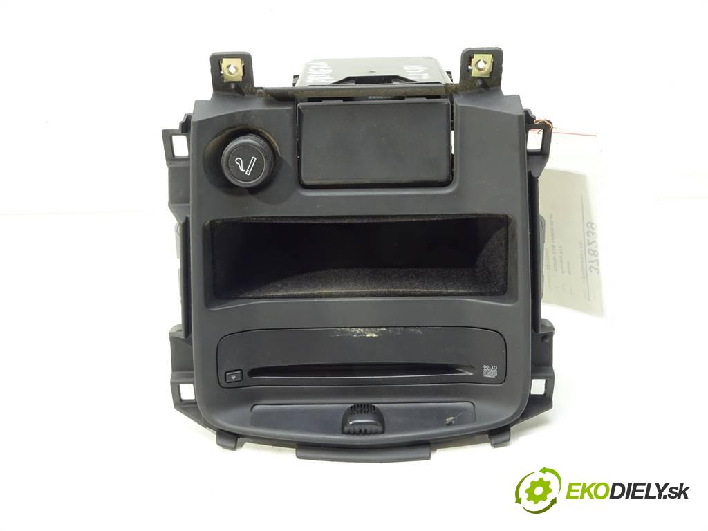 Nissan Primera P12  2002 103 kW KOMBI 2.0B 140KM 02-07 2000 Menič CD 28185AV700 (CD meniče)