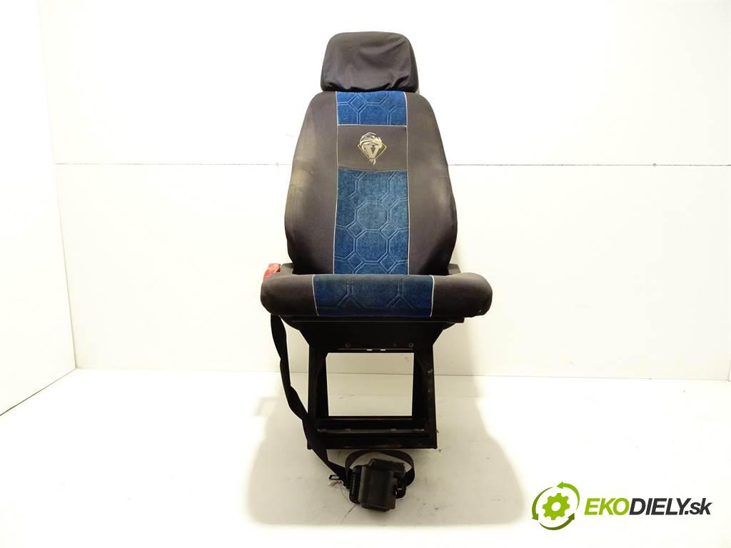 Volvo FH12    FH12 EURO2 D12A 93-01  Sedadlo pravy  (Sedačky, sedadlá)