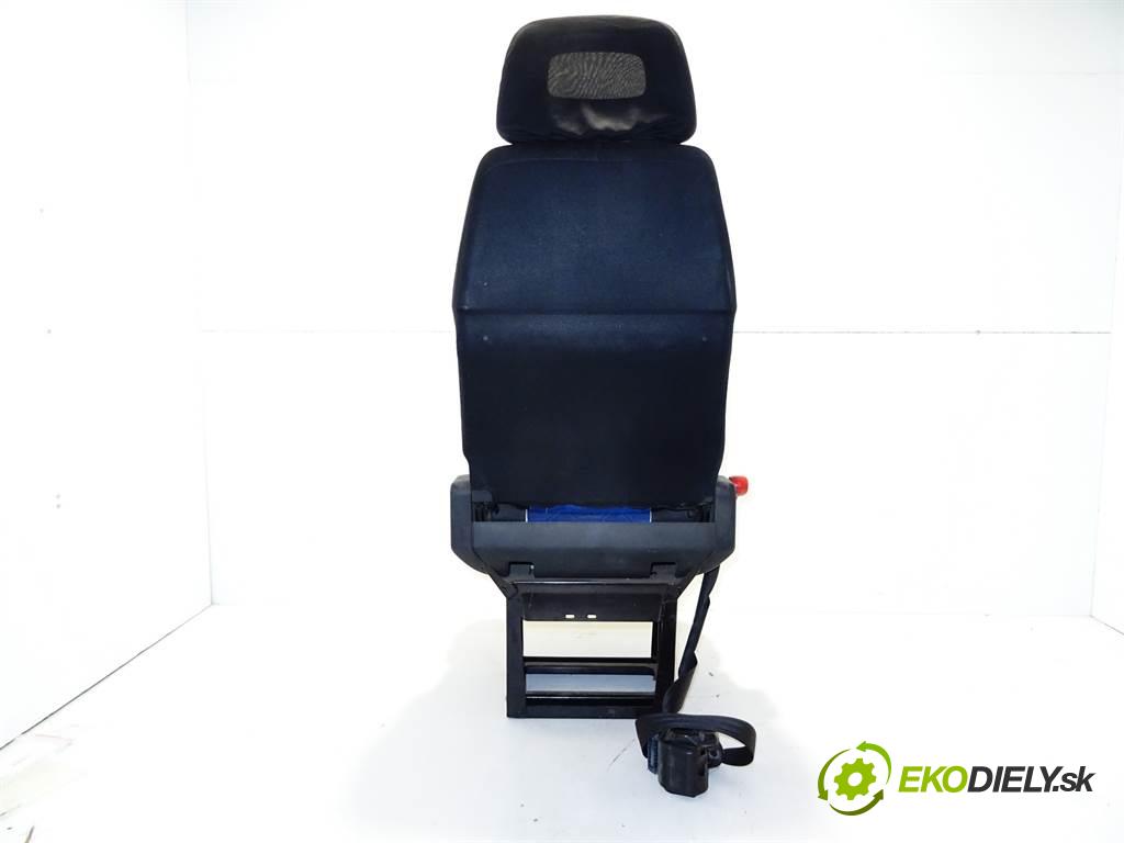 Volvo FH12    FH12 EURO2 D12A 93-01  Sedadlo pravy  (Sedačky, sedadlá)