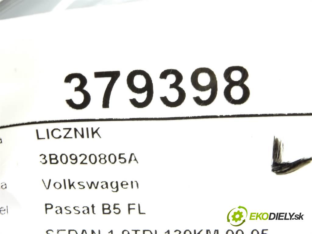 Volkswagen Passat B5 FL  2001 96 kW SEDAN 1.9TDI 130KM 00-05 1900 Prístrojovka 3B0920805A (Prístrojové dosky, displeje)