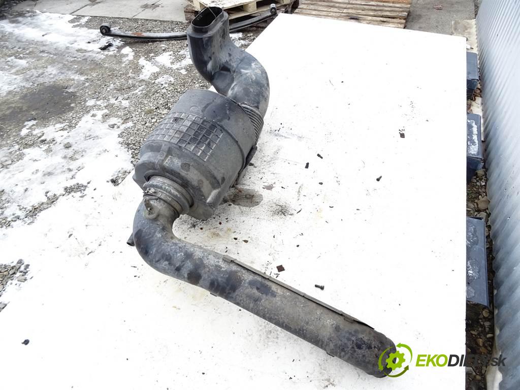 Volvo FH12    FH12 EURO2 D12A 93-01  obal filtra vzduchu  (Kryty filtrů)