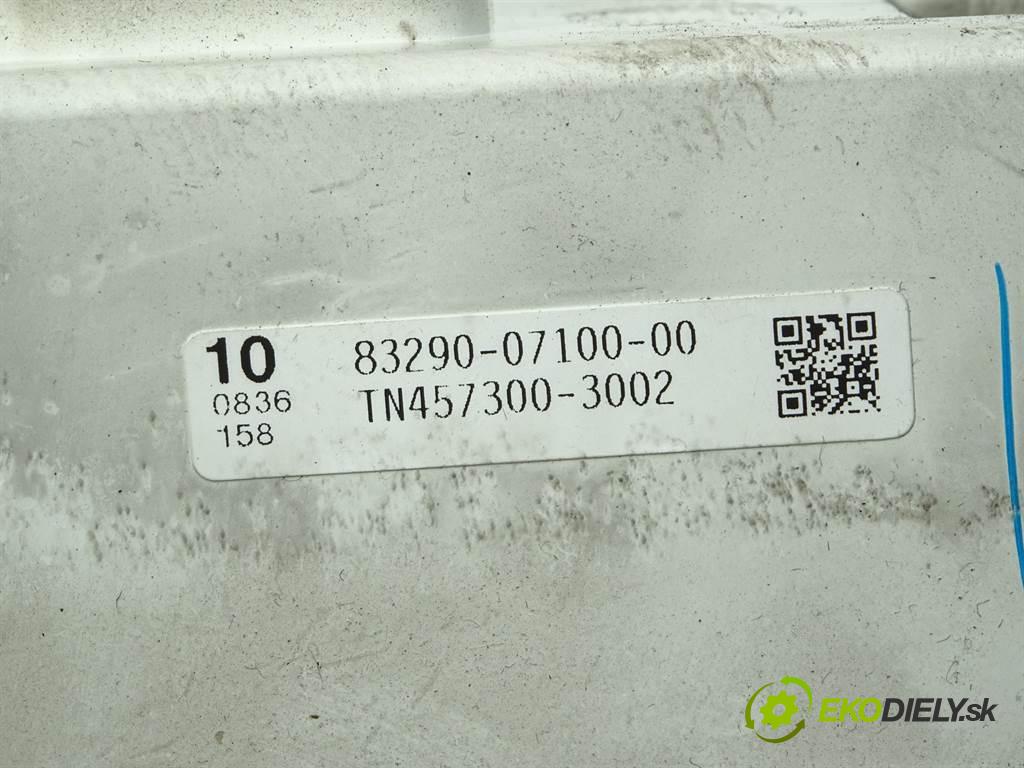 Toyota Avalon  2006 197 kW X3 SEDAN 4D 3.5B 272KM 05-08 3500 Dislpej 83290-07100-00 (Prístrojové dosky, displeje)