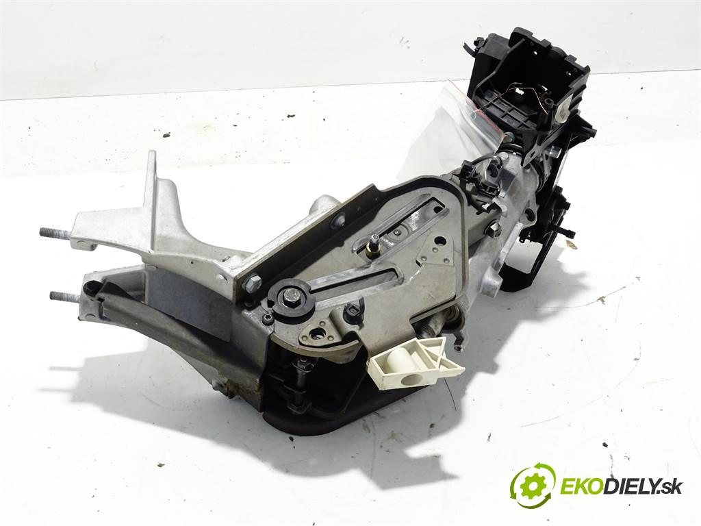 Renault Premium    DXI 460 06-14r  Hriadeľ, tyč volantu 7420861243 (Tyče riadenia (volantu))