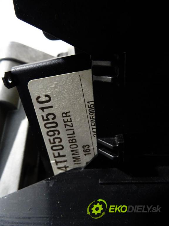 Renault Premium    DXI 460 06-14r  Hriadeľ, tyč volantu 7420861243 (Tyče riadenia (volantu))