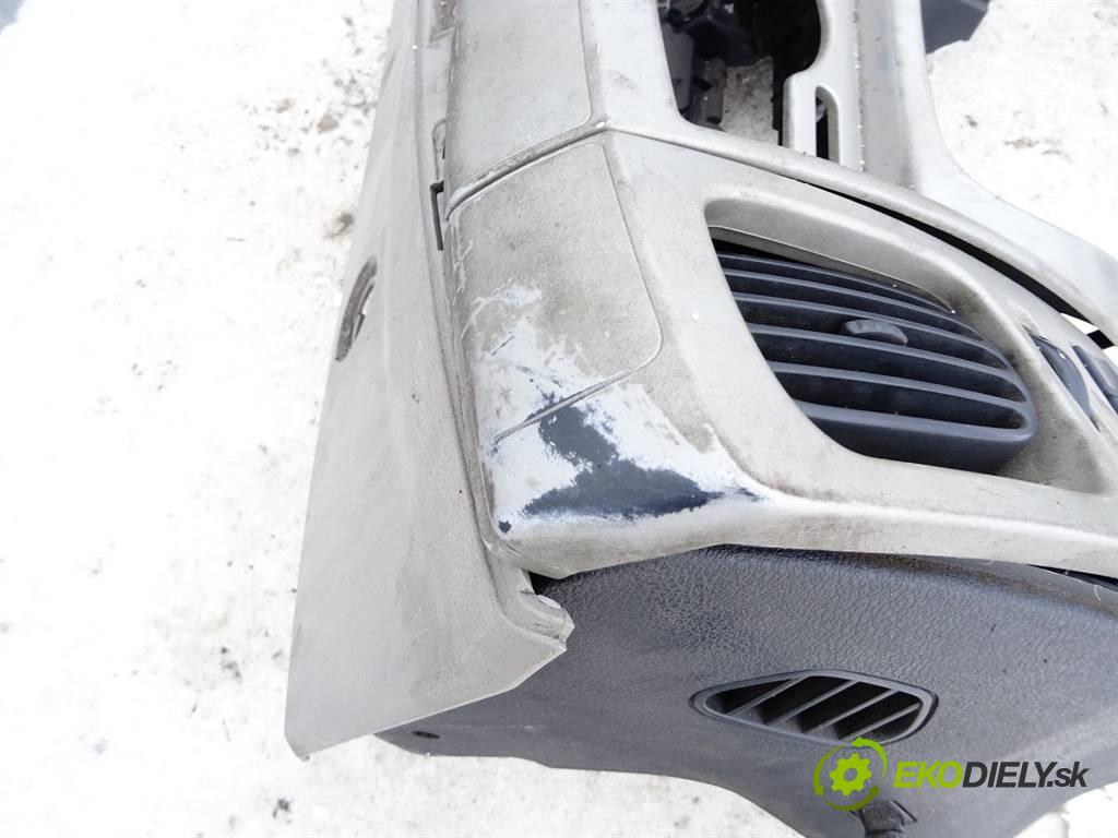Renault Premium    DXI 460 06-14r  Palubná doska doska