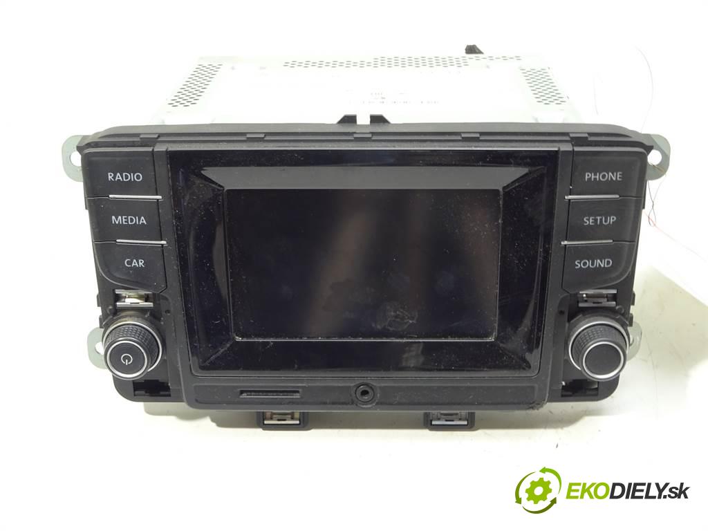 Volkswagen Polo V  2016 75KM LIFT HATCHBACK 5D 1.4TDI 75KM 09-17 1400 RADIO 6C0035888B (Audio zariadenia)