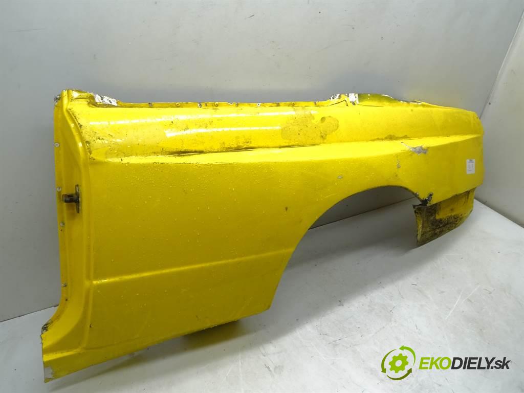 BMW 3 E30    M3 COUPE  blatník zadní část levý 8CM LAMINÁT: SVĚTLO: MIKINKA