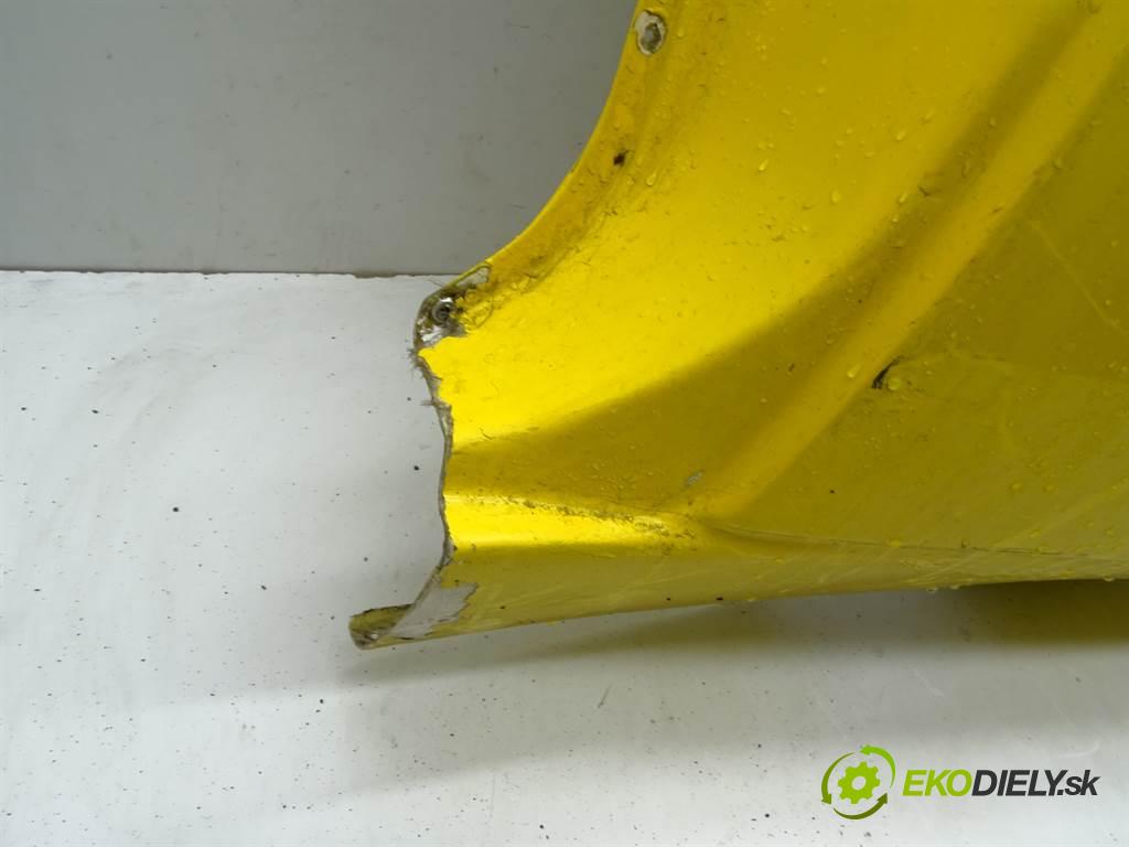 BMW 3 E30    M3 COUPE  blatník zadní část levý 8CM LAMINÁT: SVĚTLO: MIKINKA