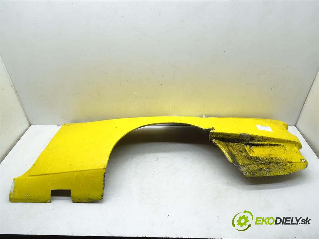 BMW 3 E30    M3 COUPE  blatník zadní část levý 8CM LAMINÁT: SVĚTLO: MIKINKA
