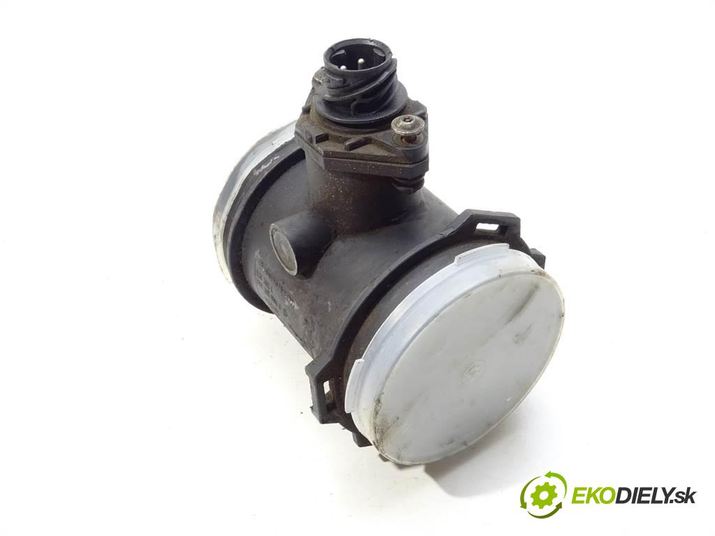 BMW 5 E39    4.4 V8  Váha vzduchu 0280217800 1702078 (Váhy vzduchu)
