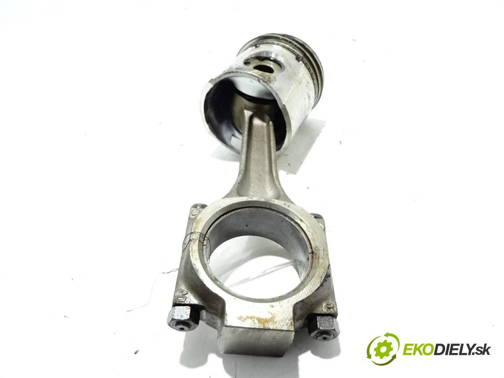 . .    CUMMINS 6CT CGE250 30  PIEST: ojnica  (Piesty)