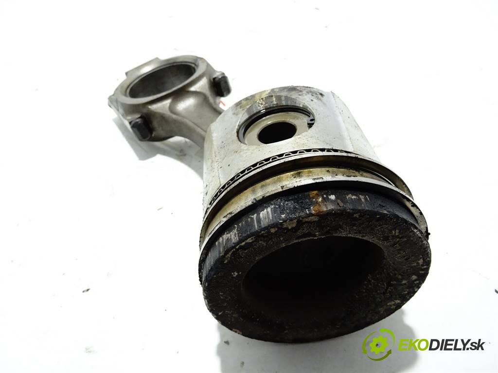 . .    CUMMINS 6CT CGE250 30  PIEST: ojnica  (Piesty)