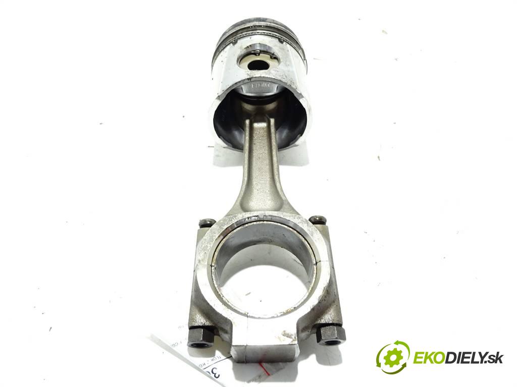 . .    CUMMINS 6CT CGE250 30  PIEST: ojnica  (Piesty)