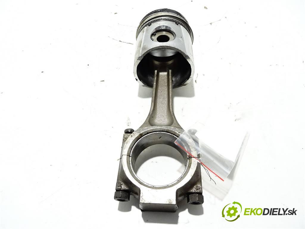 . .    CUMMINS 6CT CGE250 30  PIEST: ojnica  (Piesty)