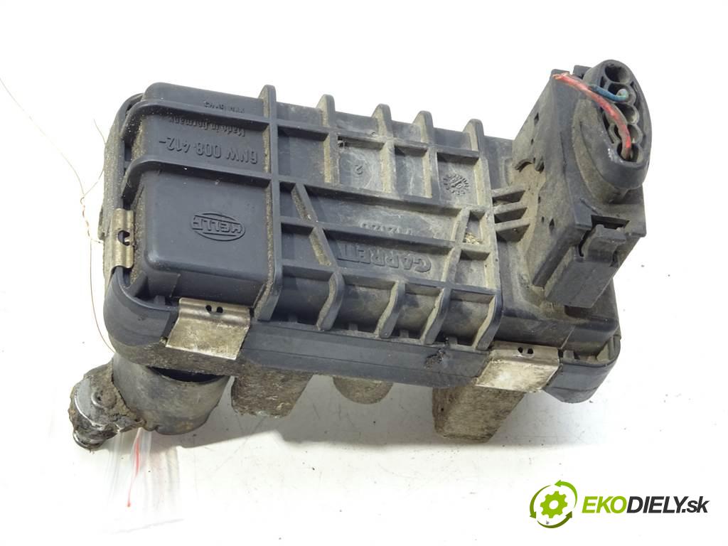 Audi A8 D3    QUATTRO SEDAN 4D 4.0TDI V8 275KM 02-09  nastavovač turba 6NW008412 (Ostatní)