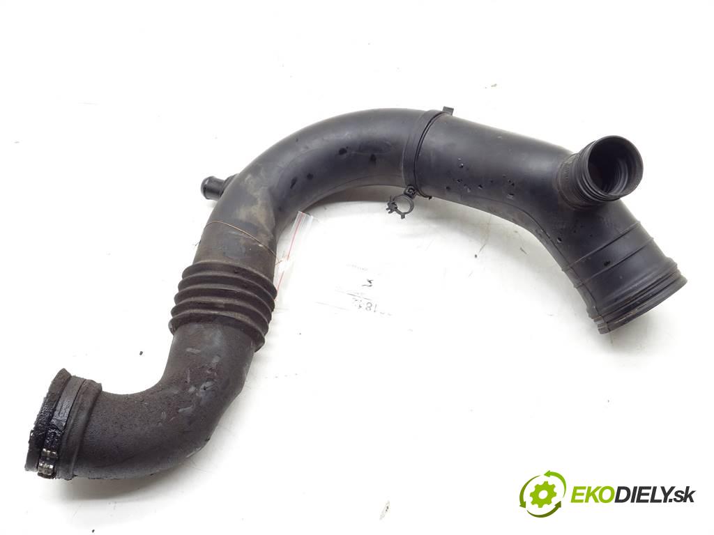 Alfa Romeo 159    KOMBI 5D 1.9JTDM 150KM 04-11  Rúra hadice trubka vzduchu 51770153 (Hadice chlazení vzduchu)