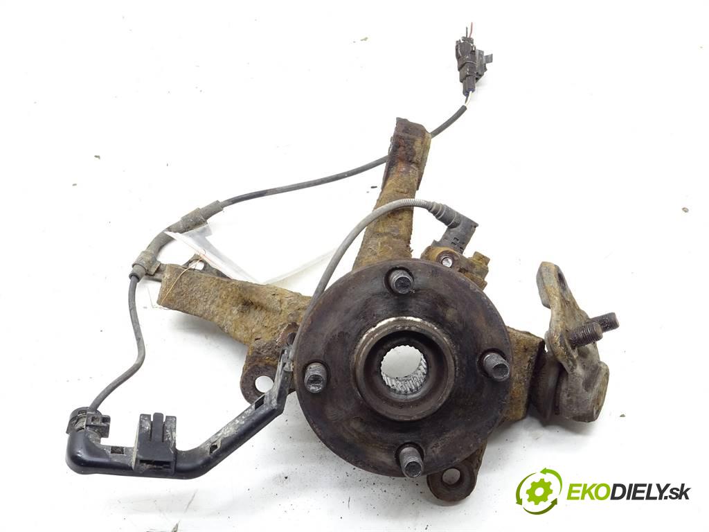 Toyota Corolla E11 LIFT  2000 51KW HATCHBACK 3D 1.9D 70KM 99-02 1867 náboj ľavá strana  (Náboje)