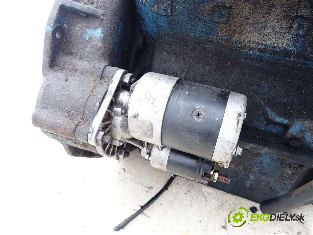 . .    WÓZEK BUŁGAR  Motor PERKINS 3P