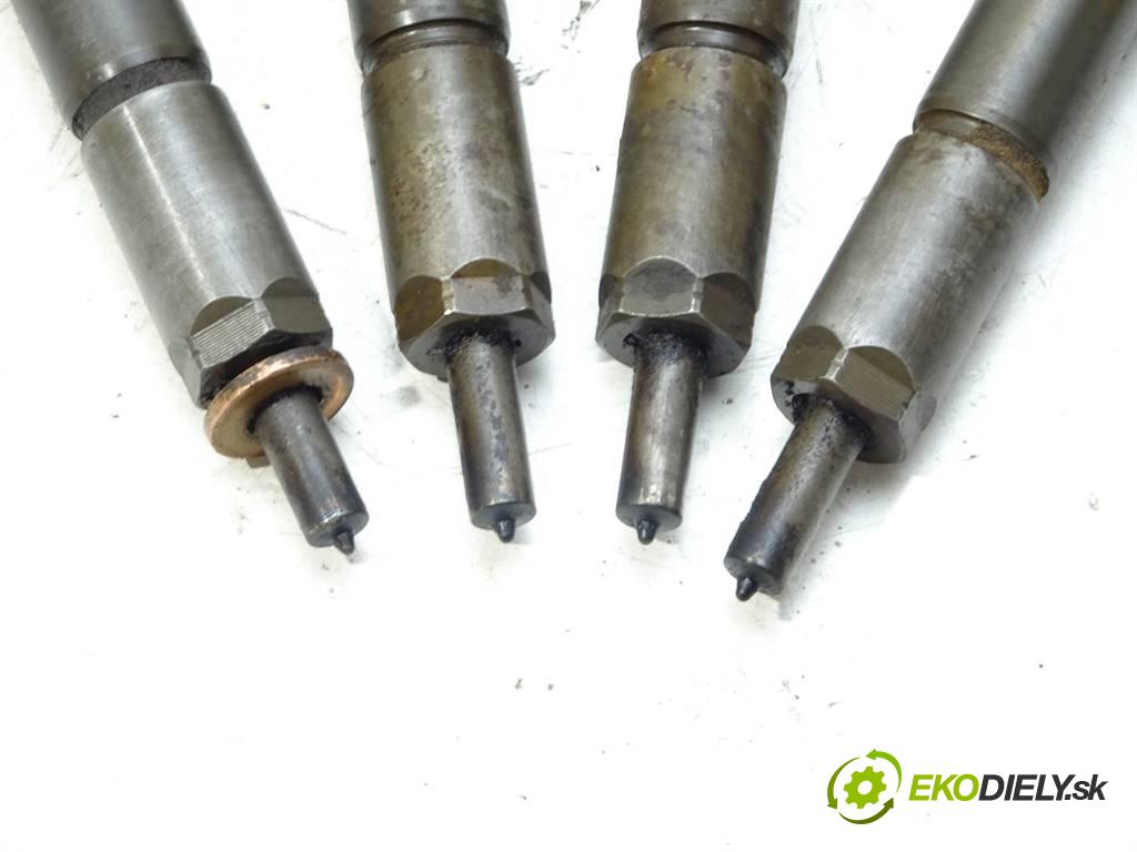 Opel Insignia  2010 118 kW KOMBI 2.0CDTI 160KM 08-13 2000 vstřikovací ventily 0445110927