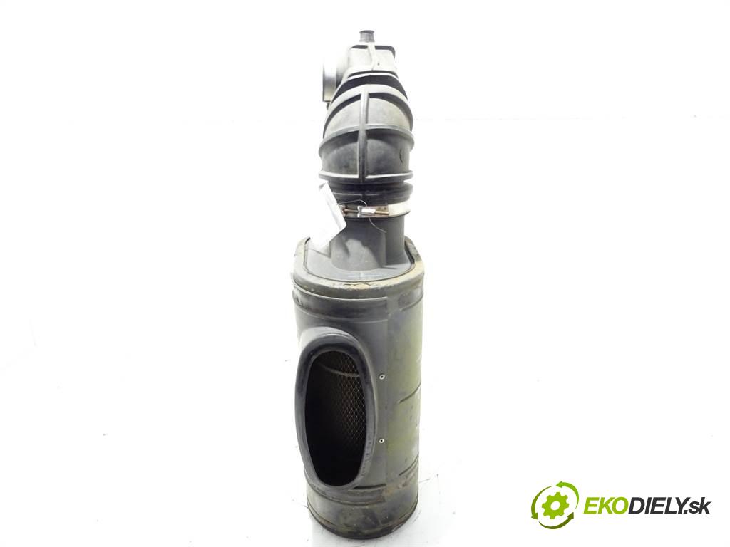 Volvo FL611    FL611 126kW (171KM)  obal filtra vzduchu  (Kryty filtrů)