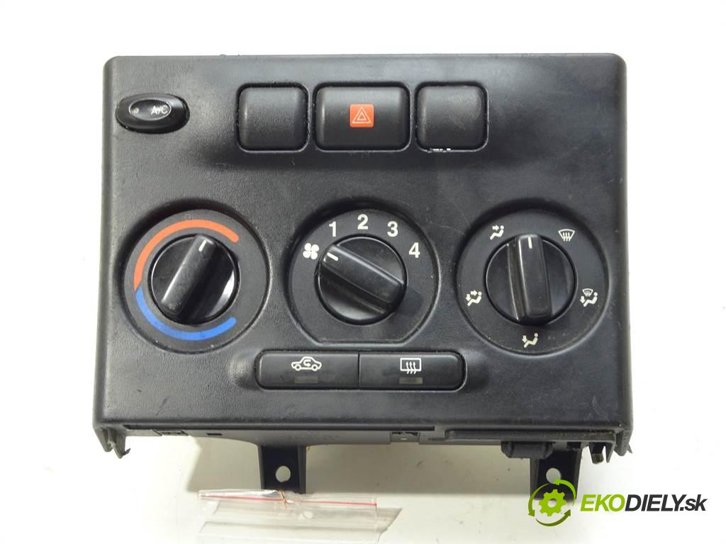 Opel Zafira A  2001 74 kW 2.0DTI 101KM 99-05 2000 Panel ovládania kúrenia  (Prepínače, spínače, tlačidlá a ovládače kúrenia)