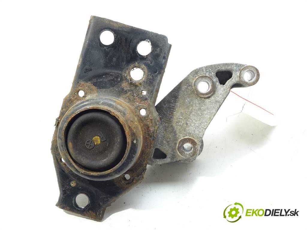 Nissan X-Trail  2010 110 kW T31 2.0DCI 150KM 01-07 2000 AirBag Motor  (Držiaky motora)