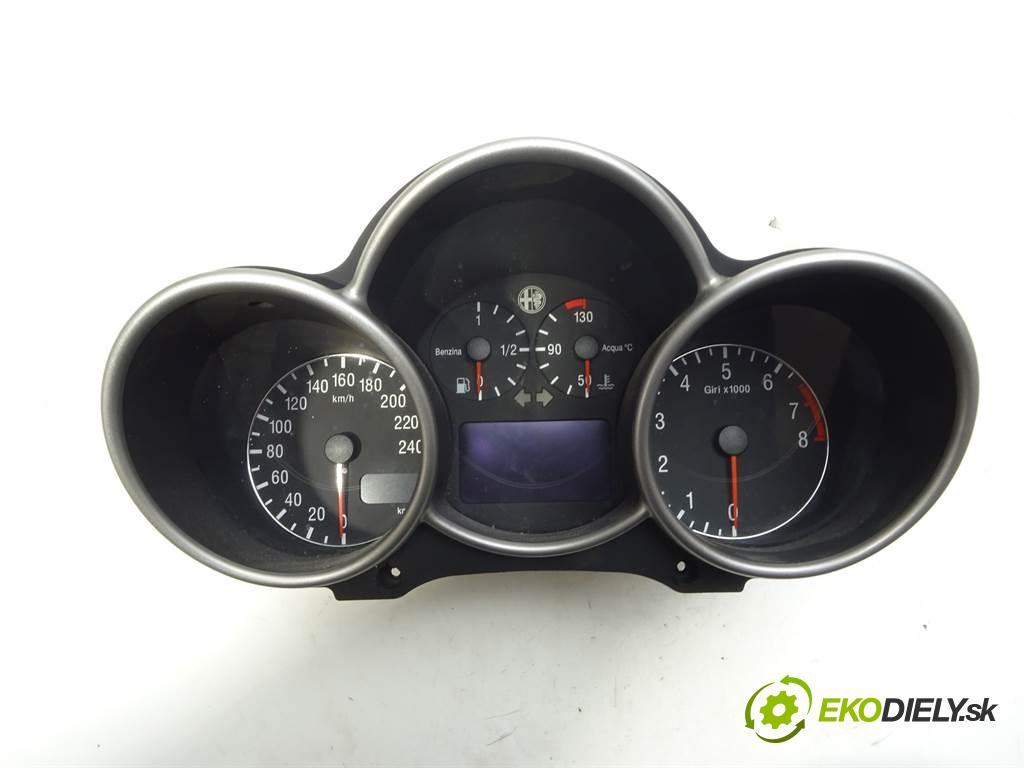 Alfa Romeo 147  2003 77 kW HATCHBACK 3D 1.6B 105KM 00-10 1600 Prístrojovka 735374401 (Prístrojové dosky, displeje)