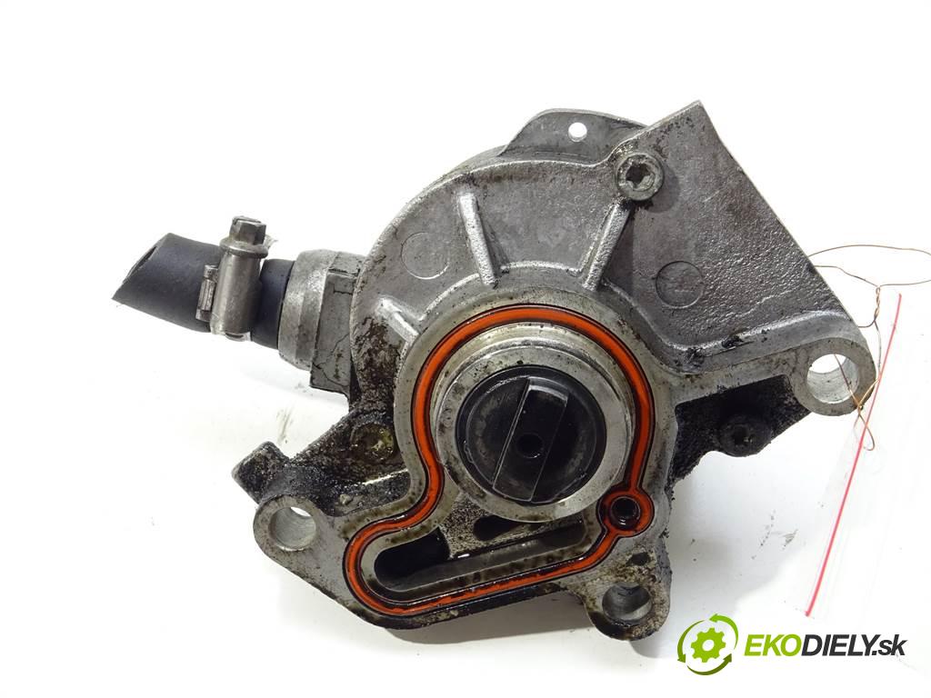 Volkswagen Golf IV  1997  HATCHBACK 5D 1.9TDI 110KM 97-03 1900 Pumpa vákuová 724808050