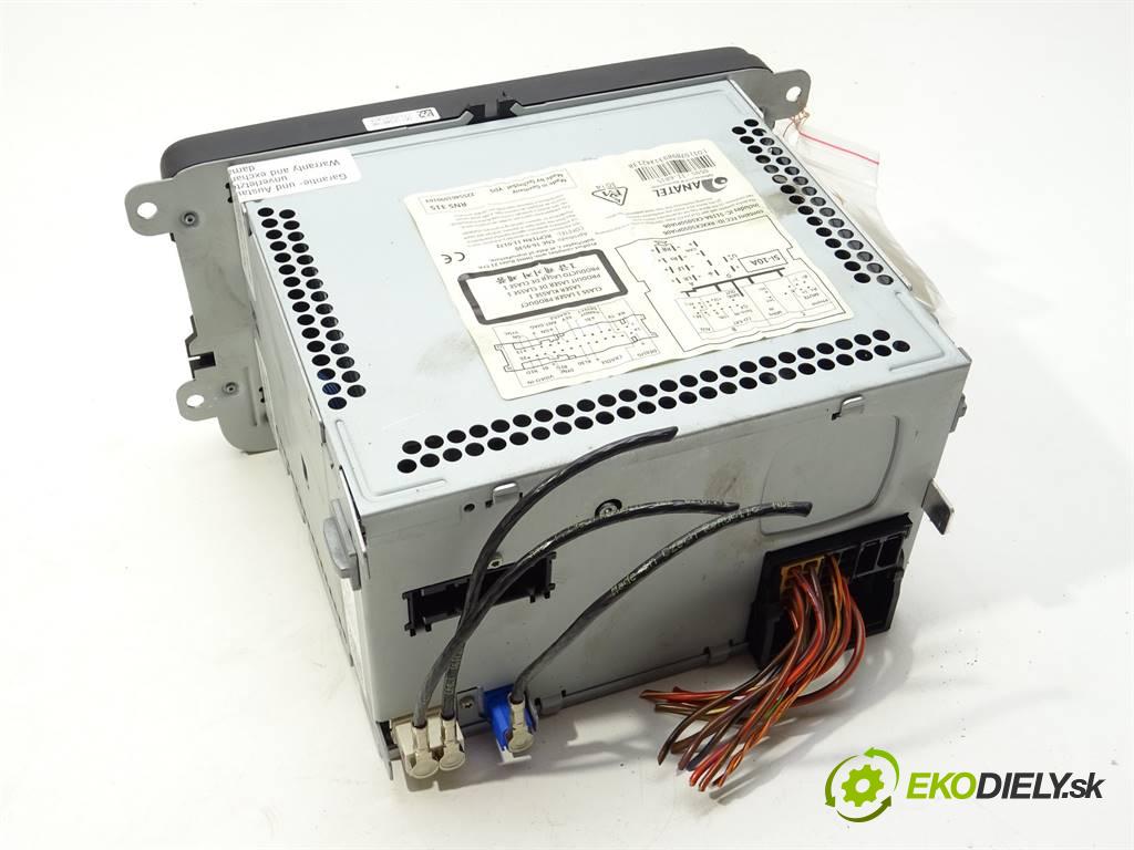 Volkswagen Tiguan I  2014 103 kW LIFT 2.0TDI 140KM 11-16 2000 RADIO 3C8035279Q (Audio zariadenia)