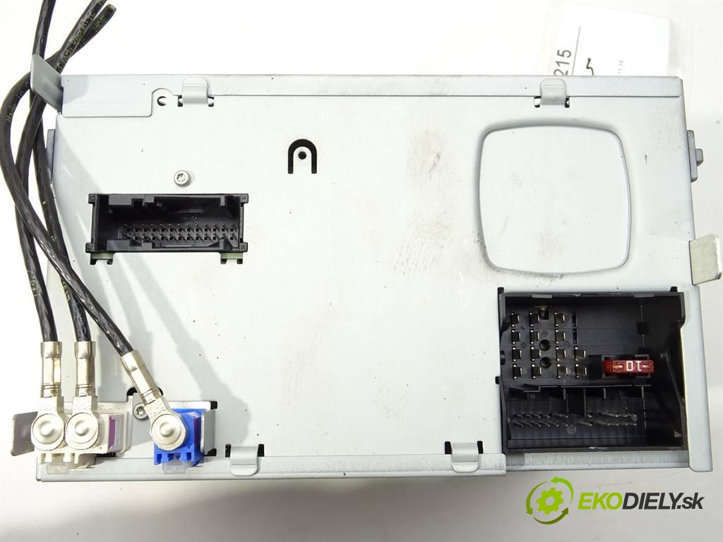 Volkswagen Tiguan I  2014 103 kW LIFT 2.0TDI 140KM 11-16 2000 RADIO 3C8035279Q (Audio zariadenia)