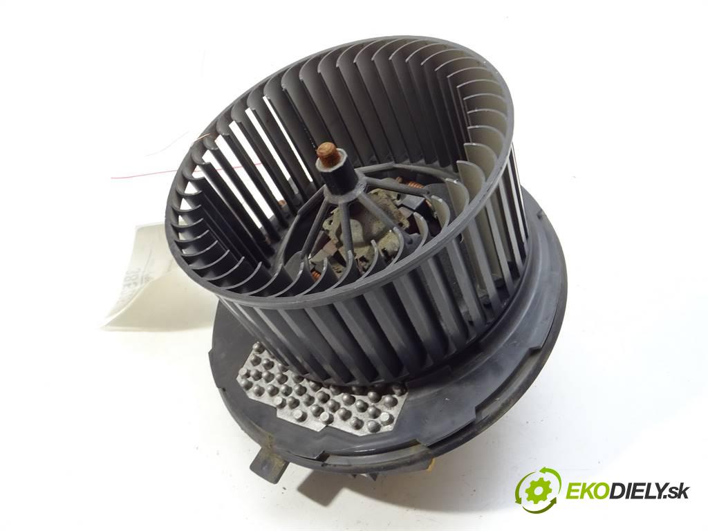 Volkswagen Tiguan I  2014 103 kW LIFT 2.0TDI 140KM 11-16 2000 Ventilátor ventilátor kúrenia 3C1820015T (Ventilátory kúrenia)