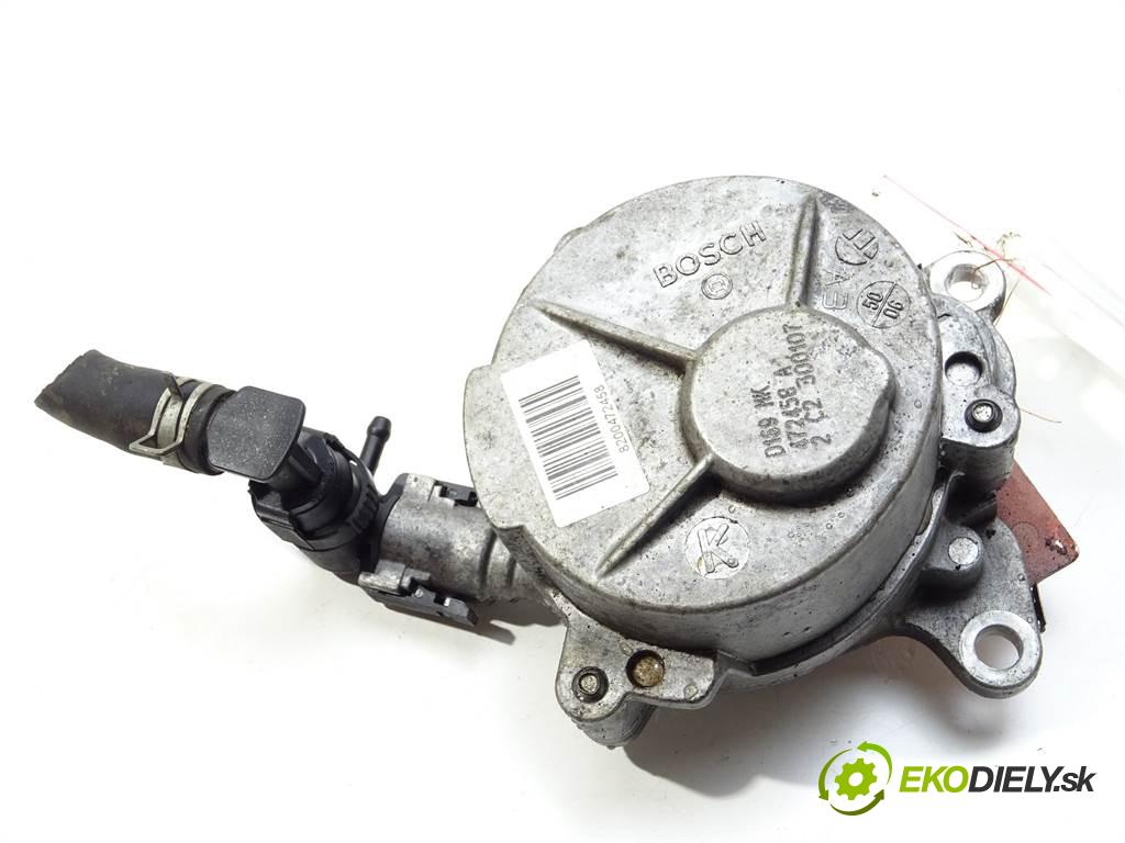 Nissan X-Trail  2007 127 kW T31 4X4 2.0DCI 150KM 07-13 2000 pumpa vakuová 8200472458