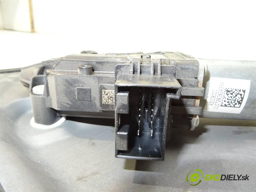 Skoda Fabia II  2011 55 kW KOMBI 5D 1.6TDI 75KM 06-14 1600 mechanismus okna přední část levý 6R0959801M