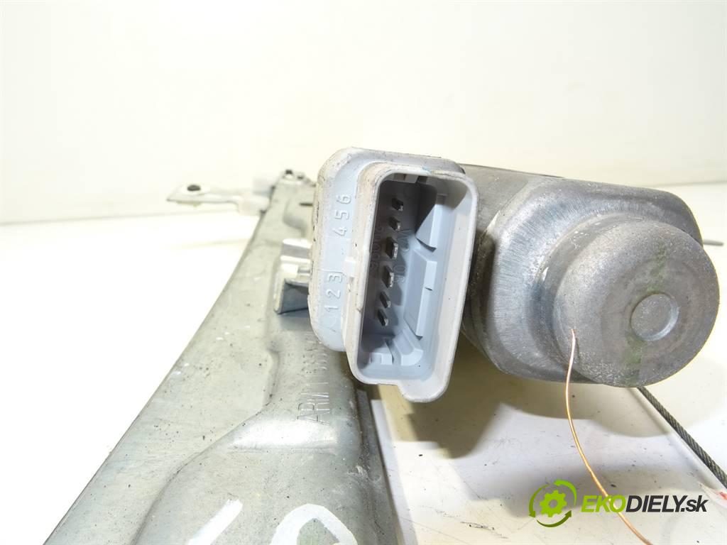 Peugeot 207  2006 66 kW HATCHBACK 5D 1.6HDI 90KM 06-12 1600 mechanismus okna přední část levý 400917H