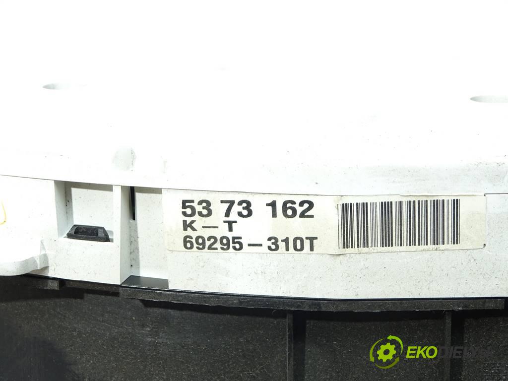 Saab 9-5  2003 184 kW KOMBI 5D AERO 2.3T 250KM 97-05 2300 Prístrojovka 5373162 (Prístrojové dosky, displeje)
