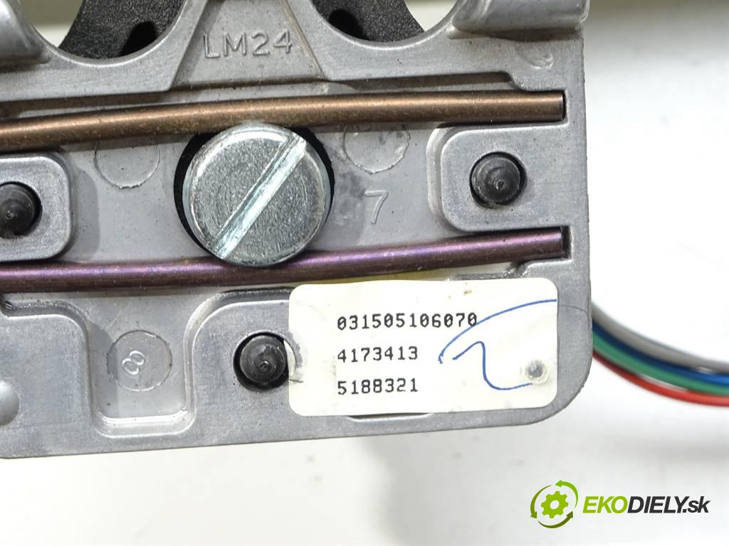 Saab 9-5  2003 184 kW KOMBI 5D AERO 2.3T 250KM 97-05 2300 Spätné zrkadlo vnútorné 5188321 (Spätné zrkadlá vnútorné)