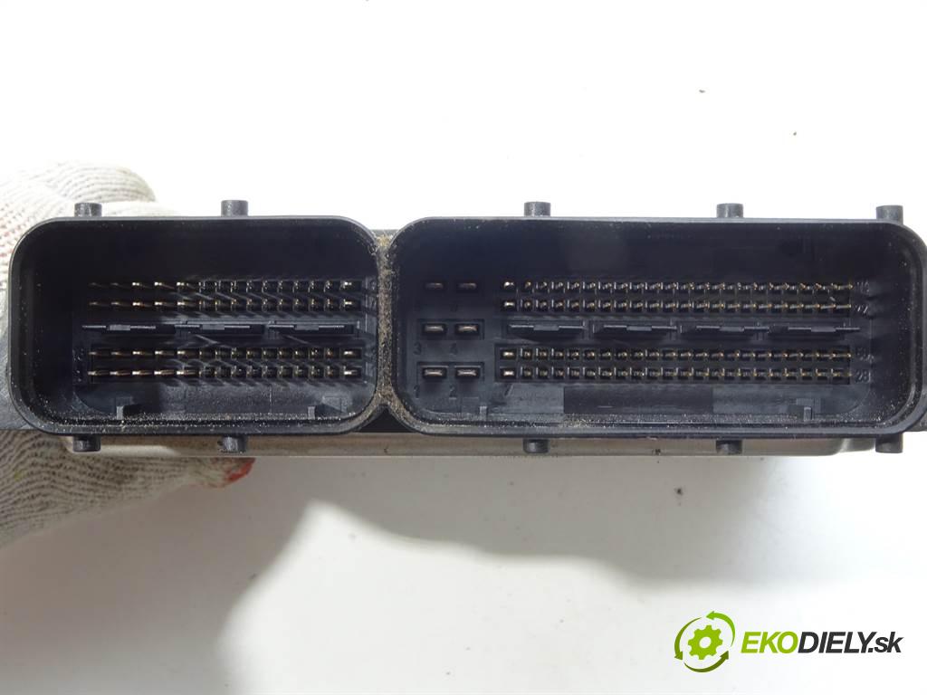 Seat Altea  2006  1.9TDI 105KM 04-09 1900 riadiaca jednotka Motor 03G906021 0281013282 (Riadiace jednotky)
