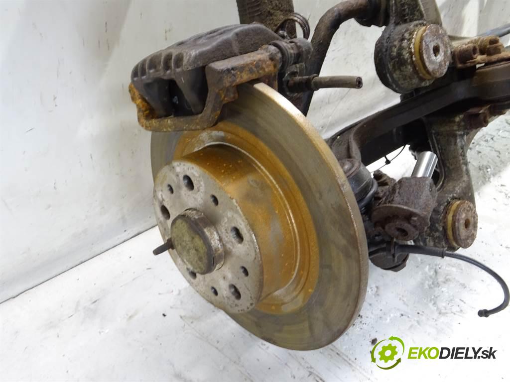 Alfa Romeo 166  2001  SEDAN 4D 2.4JTD 140KM 98-03 2400 zadní část výztuha