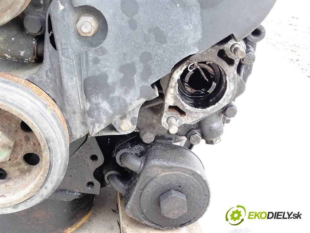 Renault Master II    2.5D 00r 59kW 80KM   motor 8140.67 (Motory (kompletní))