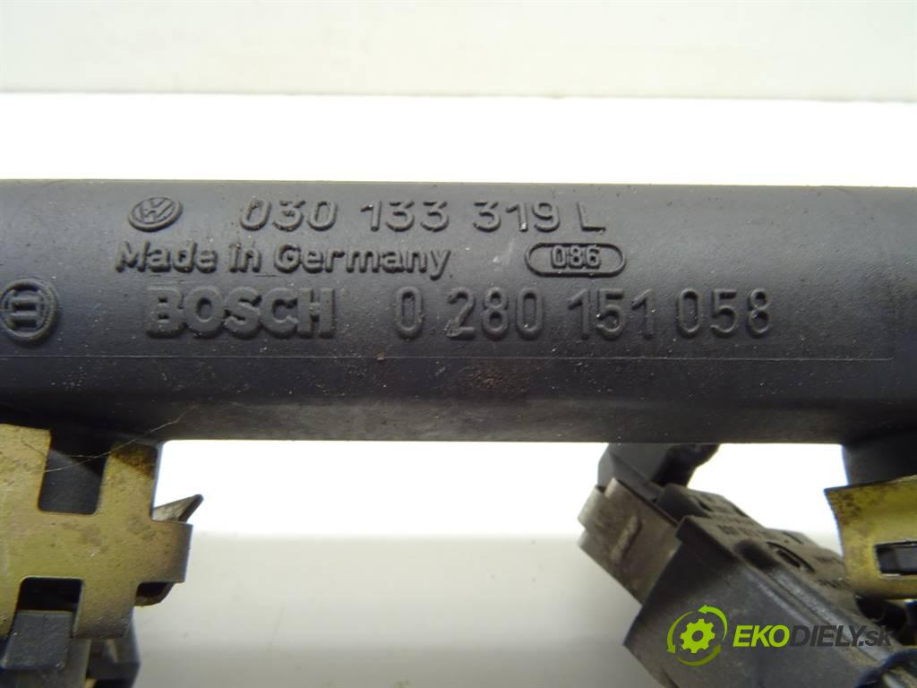 Volkswagen Lupo  1999 37 kW 1.0B 50KM 98-05 1000 Lišta vstrekovacia Vstrekovacie ventily 030133319L (Vstrekovacie lišty)