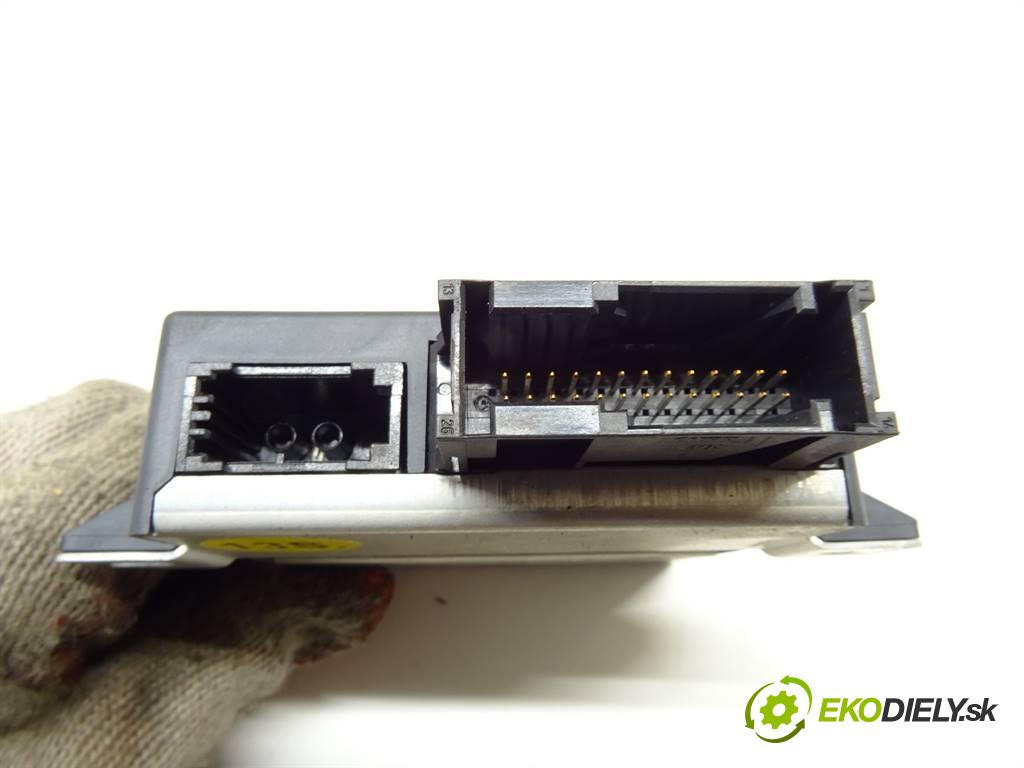Audi A6 C6    KOMBI 2.7TDI 180KM 04-08  Modul GATEWAY 4F0907468D