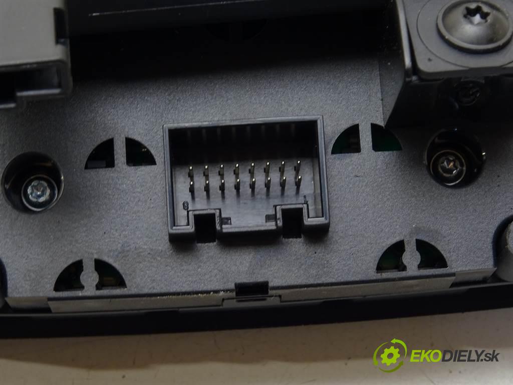 Audi A8 D3    QUATTRO SEDAN 4D 4.2FSI V8 350KM 02-09  Panel násada, držadlo MMI 4E1919612J